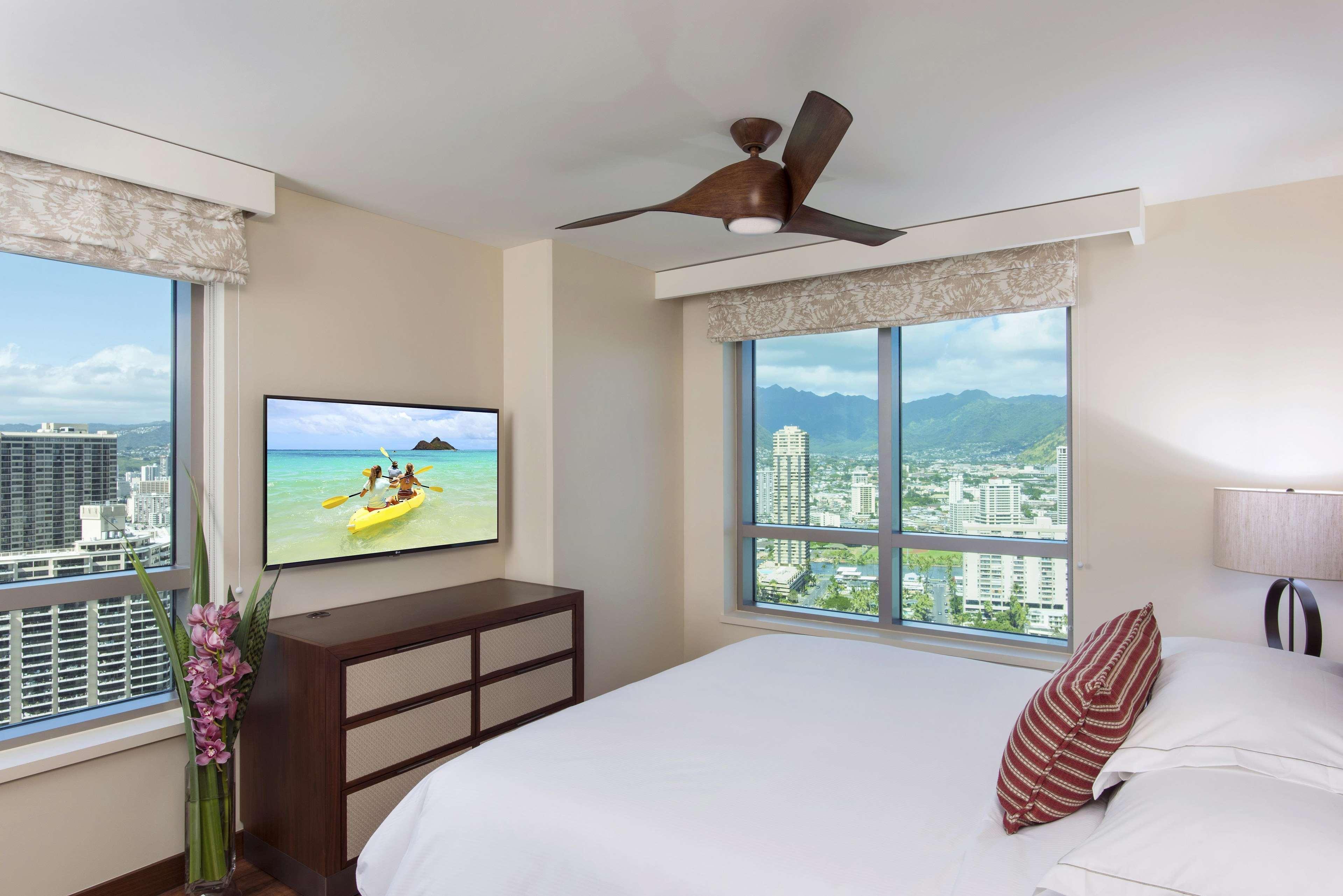 Готель Hilton Grand Vacation Club The Grand Islander Waikiki Гонолулу Екстер'єр фото