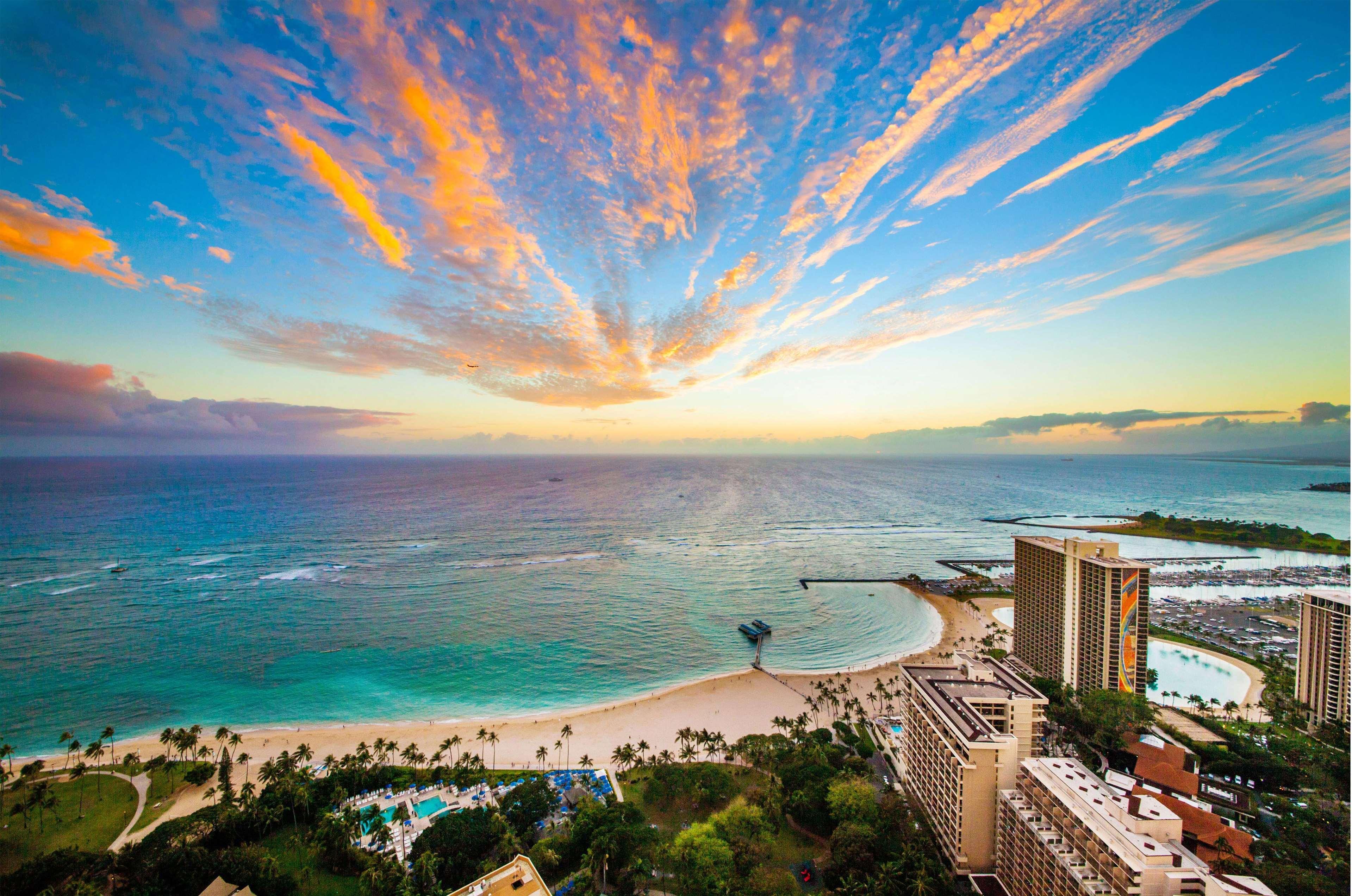 Готель Hilton Grand Vacation Club The Grand Islander Waikiki Гонолулу Екстер'єр фото